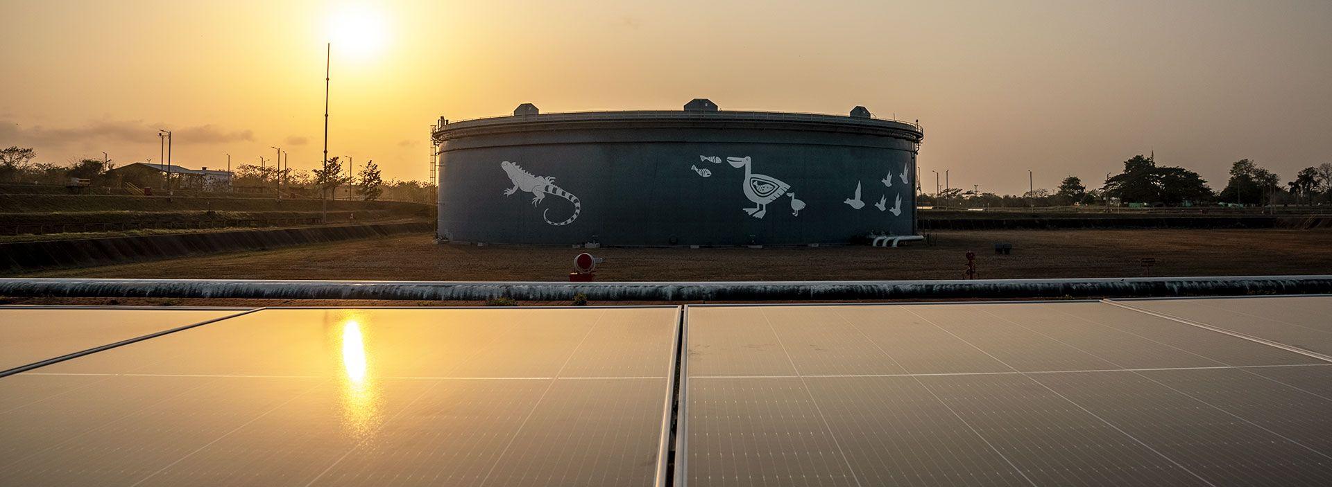 Así conectamos la energía solar al transporte de hidrocarburos