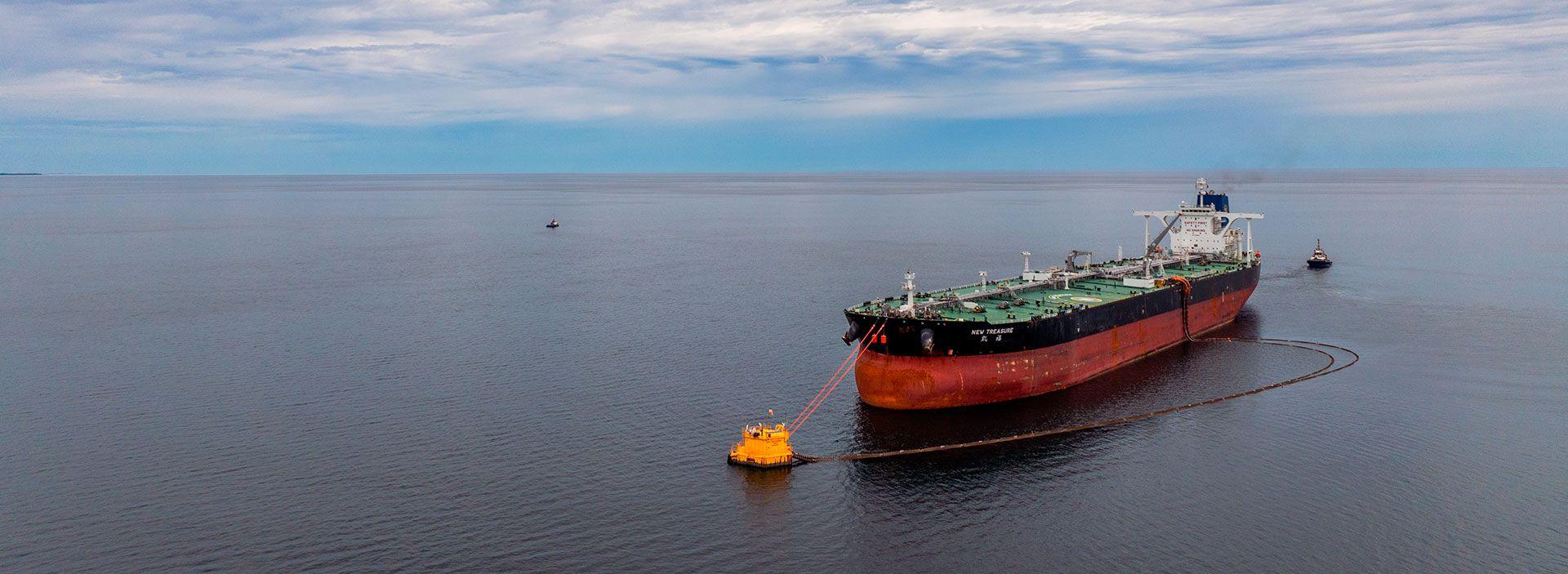 Desde la terminal de Coveñas se están exportando 400.000 barriles de petróleo diarios